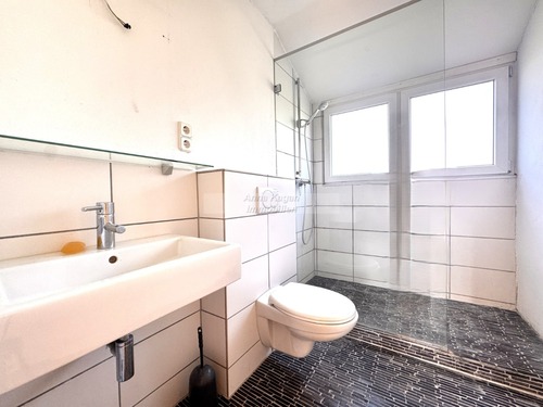 OG Wohnung, Bad - 