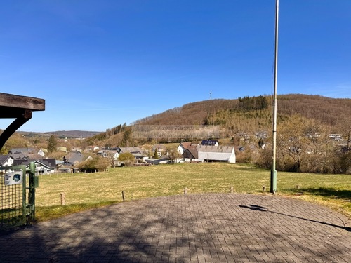 Aussicht von der Terrasse - 3 Zimmer Ferienhaus in Sundern