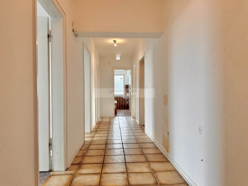 Flur - Etagenwohnung mit 111,20 m&sup2; in Dortmund zum Kaufen