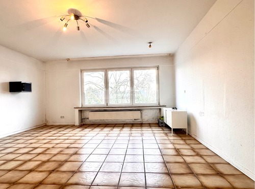 Wohnzimmer - 4 Zimmer Etagenwohnung zum Kaufen in Dortmund