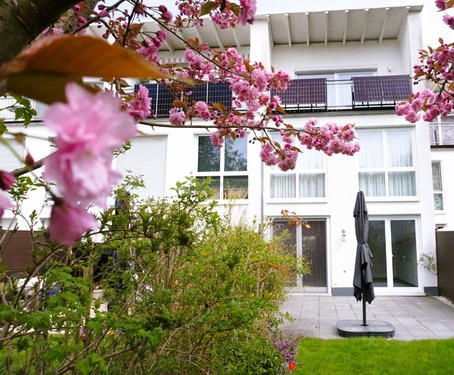 Ansicht Gartenseite - Familienfreundliches, modernes Reihenhaus in Benninghofen