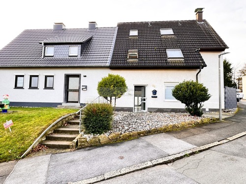 Außenansicht Straßenseite - 