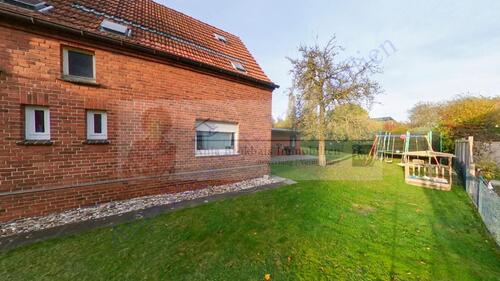 Anbau und Seitengarten - 6 Zimmer Einfamilienhaus in Gütersloh