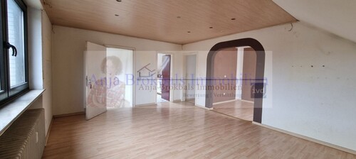 Wohnungstür und Eingang Küche - 