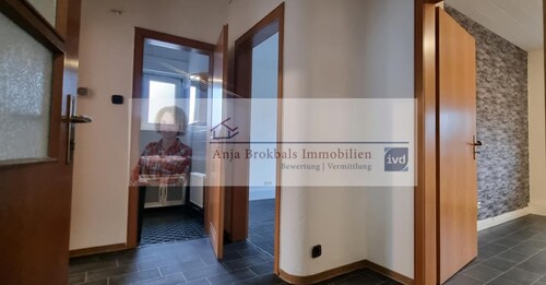 Flur OG - Zweifamilienhaus mit 145,00 m² in Gütersloh zum Kaufen