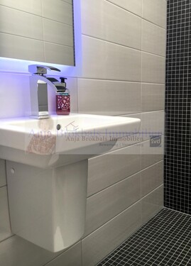 Waschbecken Bad 2 - 
