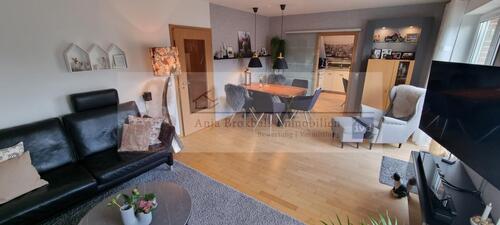 Wohn- und Esszimmer - 