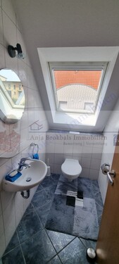 Gäste WC mit Fenster - 