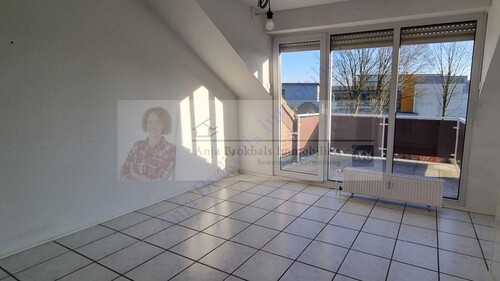 Große Fensterfront - 1.5 Zimmerwohnung mit 27,10 m² in Gütersloh zum Kaufen