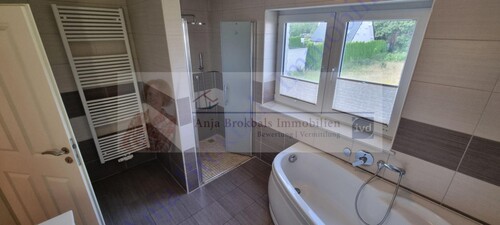 Dusche ebenerdig, Handtuchwärmer - 