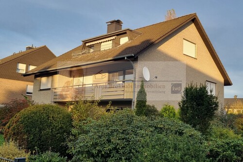 Ansicht - 11 Zimmer Zweifamilienhaus in Gütersloh