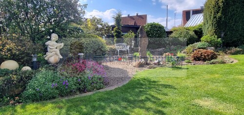 Liebevoll gest. Garten - 