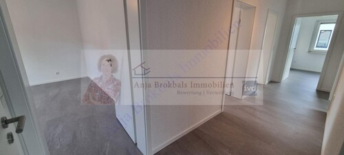 Hell, freundlich, modern - 4 Zimmer 4- Zimmerwohnung in Gütersloh