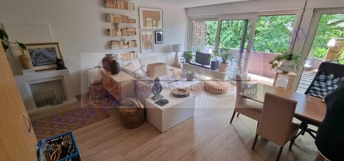 Hell und freundlich - 