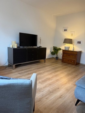 Wohnzimmer - Attraktive 3-Zimmer-Wohnung in Hirschaid – Erstbezug nach Komplettsanierung!!