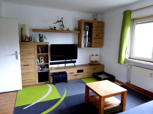 Erdgeschoss Wohnzimmer - ZWEIFAMILIEN-HAUS IN BEGEHRTER LAGE!!! FÜR EIGENNUTZER ODER KAPITALANLEGER!!