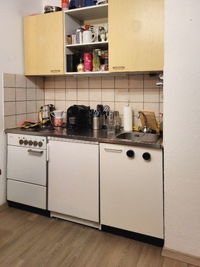 Küche - 1 Zimmer Dachgeschoßwohnung in Erlangen