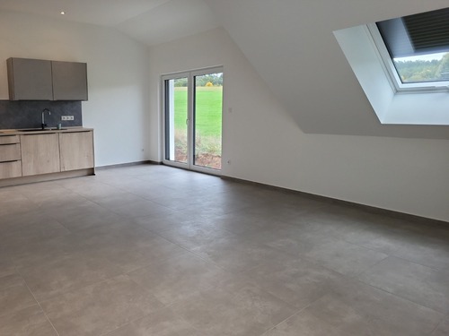 Wohnbereich - 3 Zimmer Dachgeschoßwohnung zur Miete in Zapfendorf