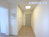 Eingangsbereich Flur - 2.5 Zimmer Etagenwohnung zum Kaufen in München