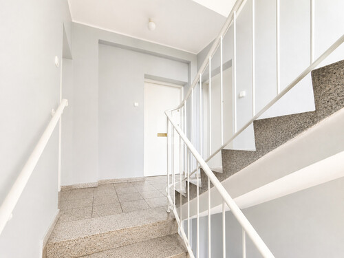 Eingang - 2.5 Zimmer Etagenwohnung zum Kaufen in München