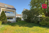 Gartenansicht - WINDISCH IMMOBILIEN - Attraktives Reiheneckhaus in familienfreundlicher Lage von Gröbenzell
