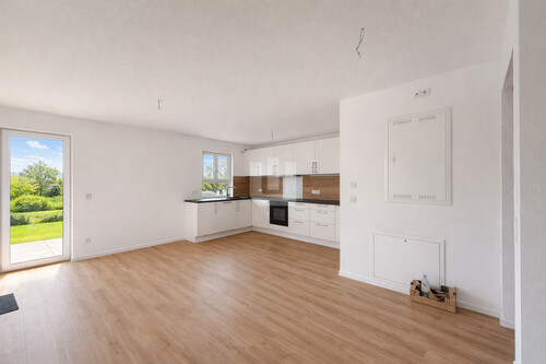 Wohn- und Esszimmer - 2 Zimmer Erdgeschoßwohnung in Olching