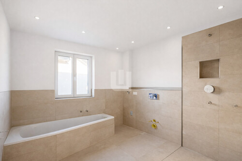 Badezimmer OG - Maisonettenwohnung mit 113,00 m&sup2; in Olching zur Miete