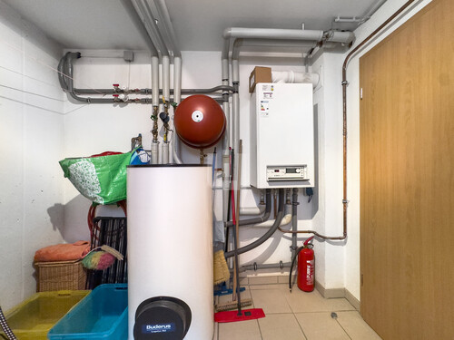 Wasch- und Heizungsraum - 