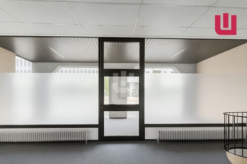 Eingang Ladenbüro - WINDISCH - Zentrale Ladenfläche in belebter Lage von München-Laim!