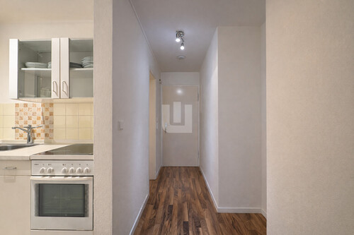 Flur - Etagenwohnung mit 30,00 m&sup2; in Planegg zum Kaufen