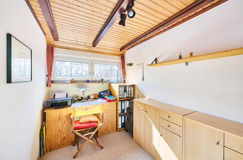  Arbeitszimmer - 