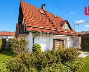 WINDISCH - Gepflegtes Einfamilienhaus mit Praxisräumen im UG - zentral & ruhig in Fürstenfeldbruck