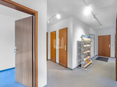 Flur - 4 Zimmer Büro in Puchheim