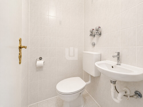 WC - 