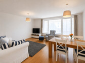 Wohnzimmer - 3 Zimmer Etagenwohnung zum Kaufen in Puchheim