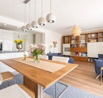 WINDISCH – Stilvoll modernisiertes REH aus 2021 mit TOP-Ausstattung, Pool und Ausbaupotenzial im DG - Eichenau