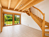 Wohnzimmer - WINDISCH - Besondere 2-Zimmer-Wohnung mit Galerie in Grafrath - ideal für Singles!
