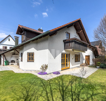 WINDISCH IMMOBILIEN - Gepflegtes EFH mit großem Garten in familienfreundlicher Lage v. Puchheim