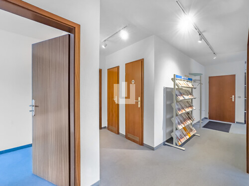 Flur - 4 Zimmer Etagenwohnung in Puchheim