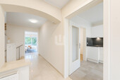 Flur EG - 6 Zimmer Reihenmittelhaus zur Miete in Gröbenzell