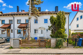 Außenansicht - WINDISCH – Renovierungsbedürftiges RMH in Ortsrandlage von Olching – viel Potenzial für Familien!