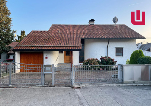 Vorderansicht - WINDISCH IMMOBILIEN - Top gepflegtes Einfamilienhaus in begehrter Lage von Karlsfeld