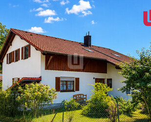 WINDISCH - Großzügige 4-Zimmer-Dachgeschosswohnung mit sonnigen Balkon in WörthseeEtterschlag - Wörthsee / Etterschlag