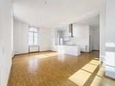 Wohnen / Essen / Kochen - 3 Zimmer Etagenwohnung zum Kaufen in Bad Reichenhall