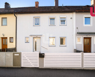 WINDISCH IMMOBILIEN - Halbes Reihenhaus mit Garten, Dachboden und Keller in guter Lage v. FFB - Fürstenfeldbruck