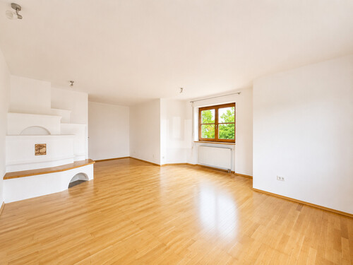 Wohnzimmer - 4 Zimmer Etagenwohnung in Schöngeising