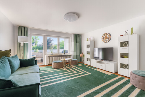 Wohnzimmer - 2 Zimmer Erdgeschoßwohnung zum Kaufen in Dachau