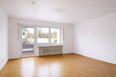 Wohnzimmer - 2 Zimmer Erdgeschoßwohnung in Dachau