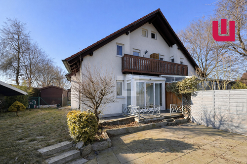 Außenansicht - WINDISCH IMMOBILIEN - Quattohaus in Ortsrandlage mit Blick über die Felder