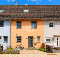 WINDISCH - Gut geschnittenes RMH im neuwertigen Zustand zentral in Emmering